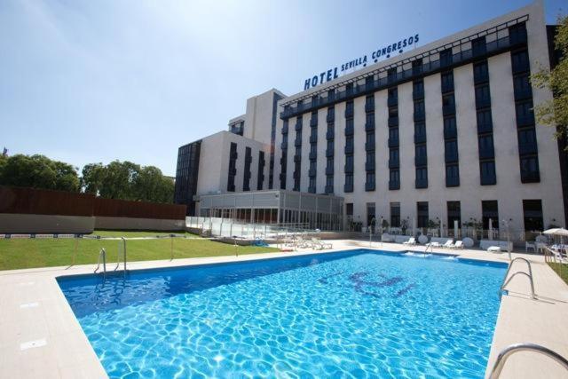 M.A. Hotel Sevilla Congresos Exterior foto